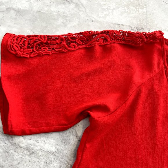 Francesca's V Neck Crochet Sleeve Red Blouse Top Size Small S Loose - Picture 3 of 5